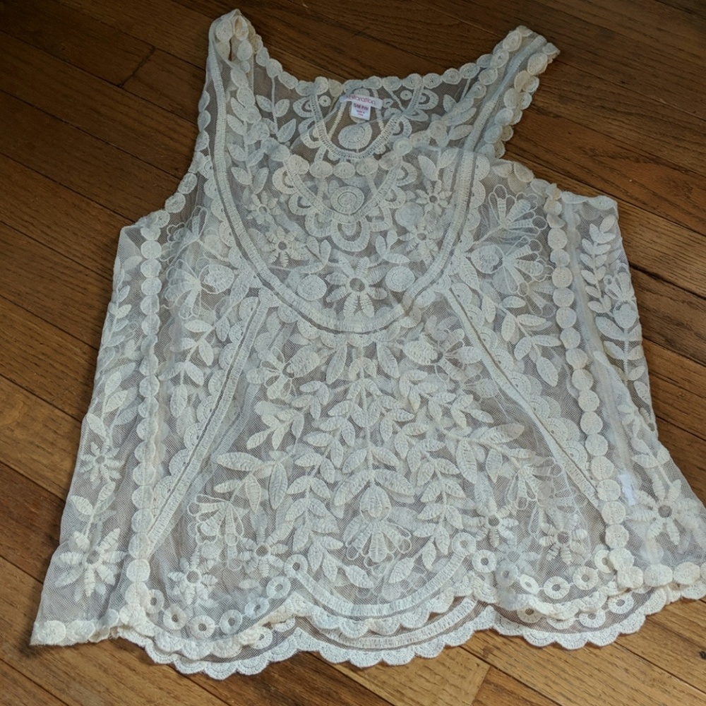 Xhileration lace tank - Picture 1 of 3